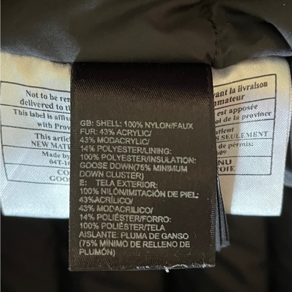 North Face parka small - Picture 7 of 7